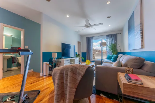 $4,750 | 2300 West Armitage Avenue, Unit 5, Chicago, IL 60647