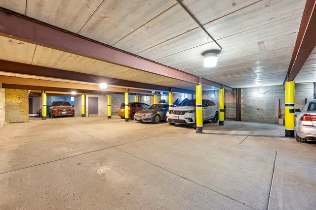 $4,750 | 2300 West Armitage Avenue, Unit 5, Chicago, IL 60647