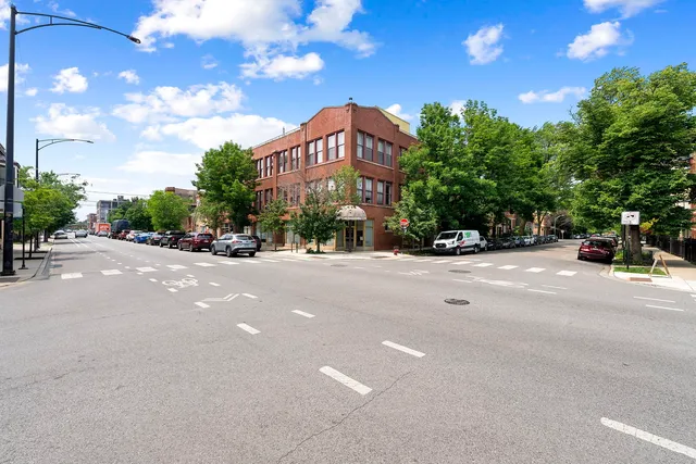 $4,750 | 2300 West Armitage Avenue, Unit 5, Chicago, IL 60647