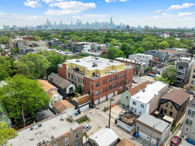 $4,750 | 2300 West Armitage Avenue, Unit 5, Chicago, IL 60647