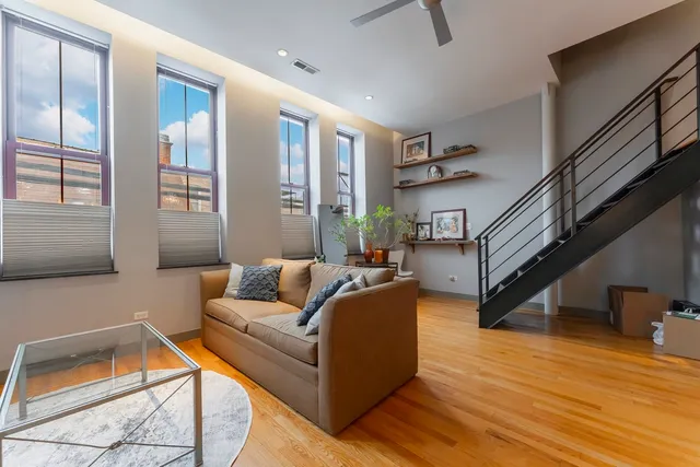 $4,750 | 2300 West Armitage Avenue, Unit 5, Chicago, IL 60647