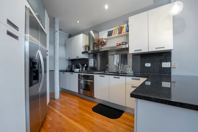 $4,750 | 2300 West Armitage Avenue, Unit 5, Chicago, IL 60647