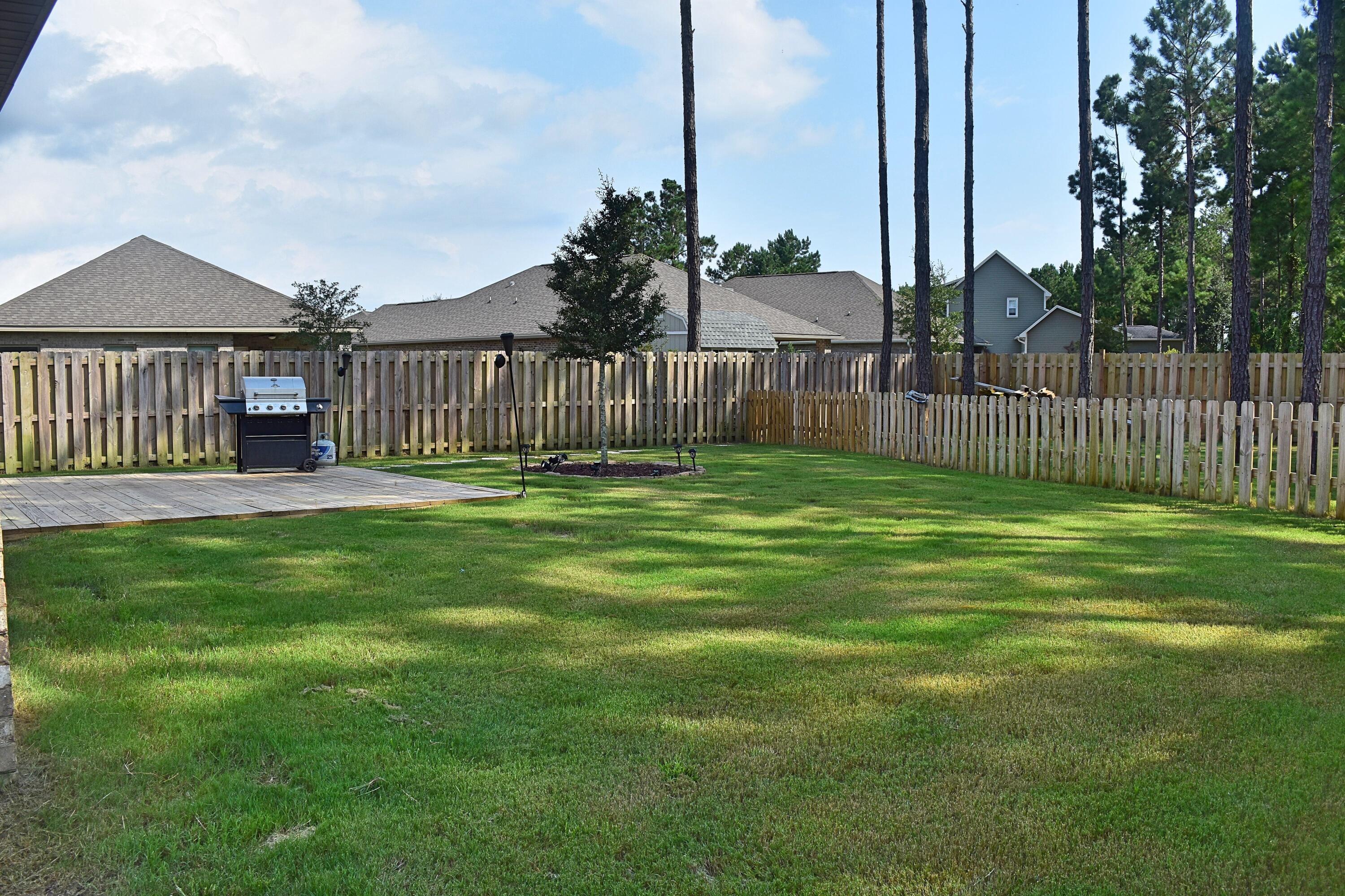 41 Twain Trail Freeport, FL 32439 - Photo 3 of 24 a garden view