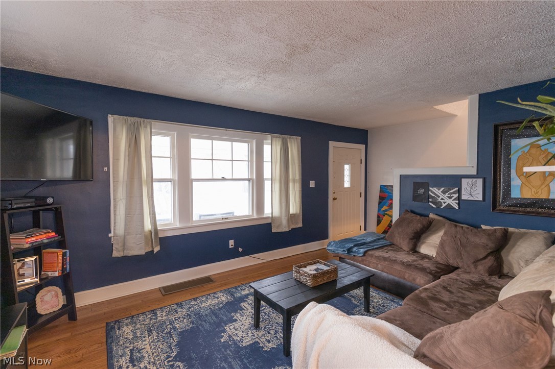 3453 Berea Road Cleveland, OH 44111 - Photo 2 of 32 Gallery Image 2
