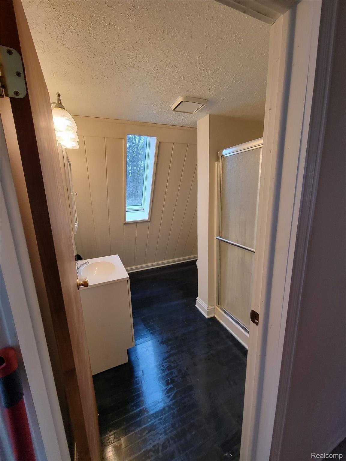 219 Dockham Road Columbiaville, MI 48421 - Photo 28 of 41 20220330_134722.jpg