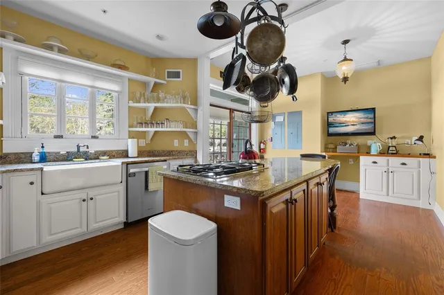 $2,100,000 | 205 Southeast 7th Street, Gainesville, FL 32601