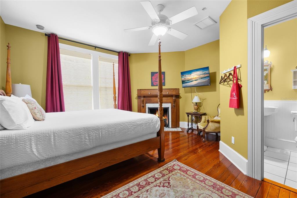 205 Southeast 7th Street Gainesville, FL 32601 - Photo 29 of 77