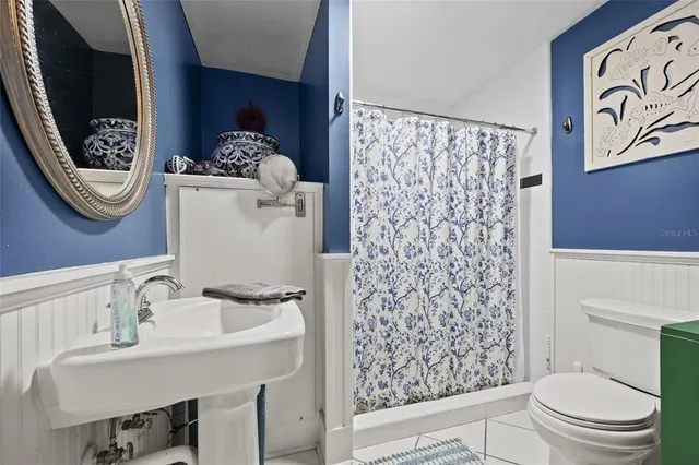 $2,100,000 | 205 Southeast 7th Street, Gainesville, FL 32601