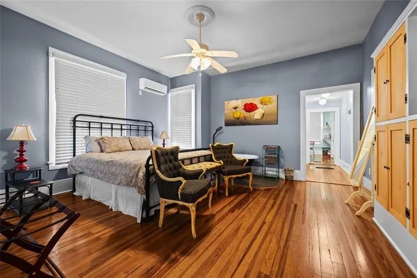 $2,100,000 | 205 Southeast 7th Street, Gainesville, FL 32601