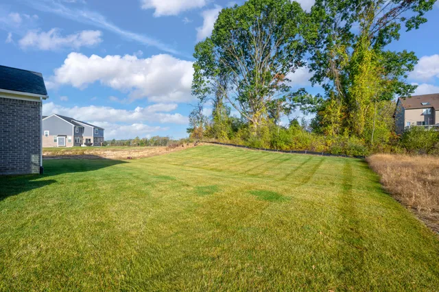 $795,860 | 3490 Mare Circle, Commerce Township, MI 48382