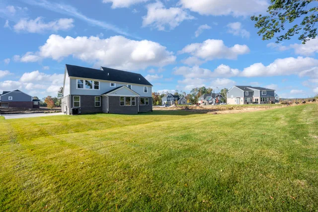 $795,860 | 3490 Mare Circle, Commerce Township, MI 48382