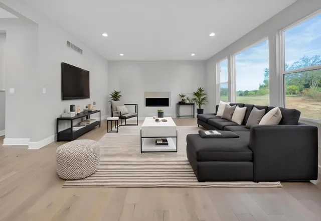 $795,860 | 3490 Mare Circle, Commerce Township, MI 48382