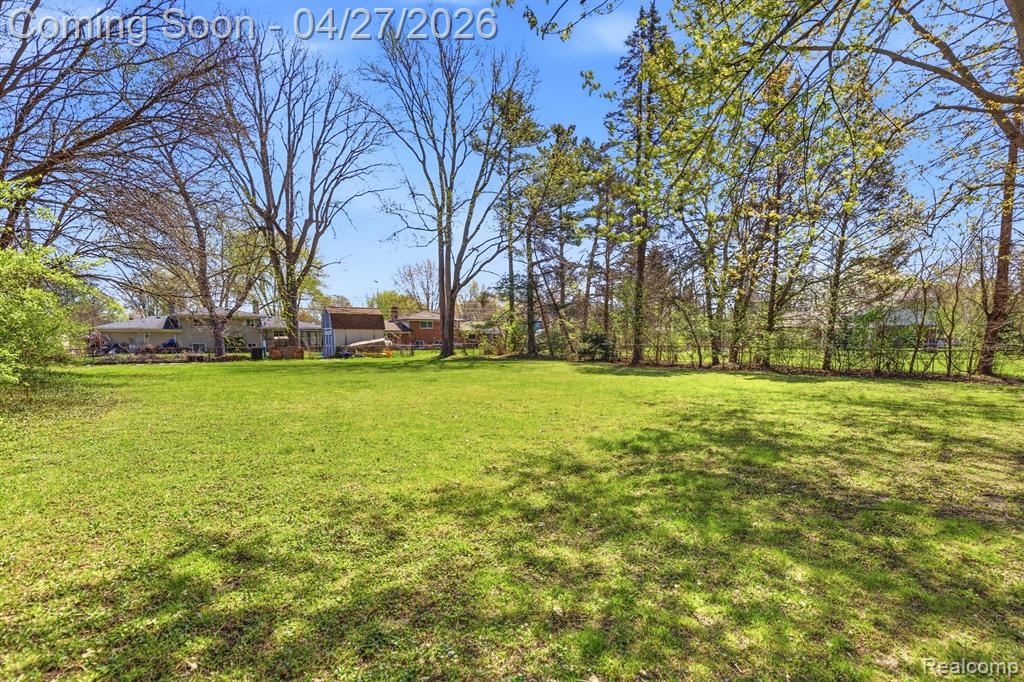 38210 Radde Street Clinton Township, MI 48036 - Photo 34 of 35 Gallery Image 34