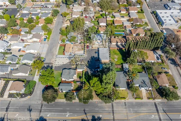 an aerial view of multiple house