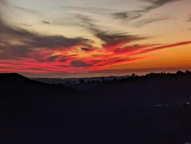 $2,200,000 | 1925 Robinhood Road, Vista, CA 92084