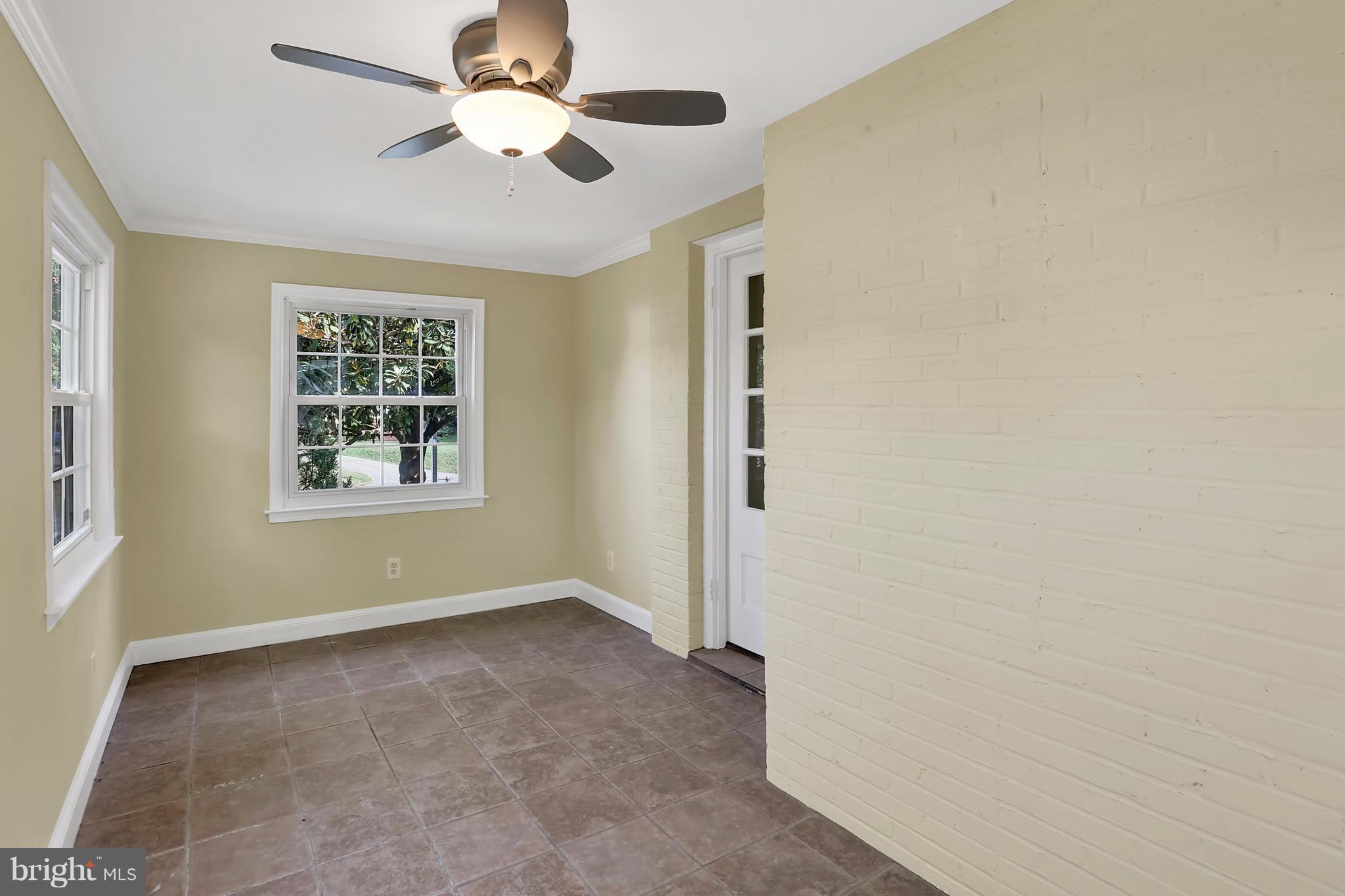 9408 Flower Avenue Silver Spring, MD 20901 - Photo 14 of 29 Family Room