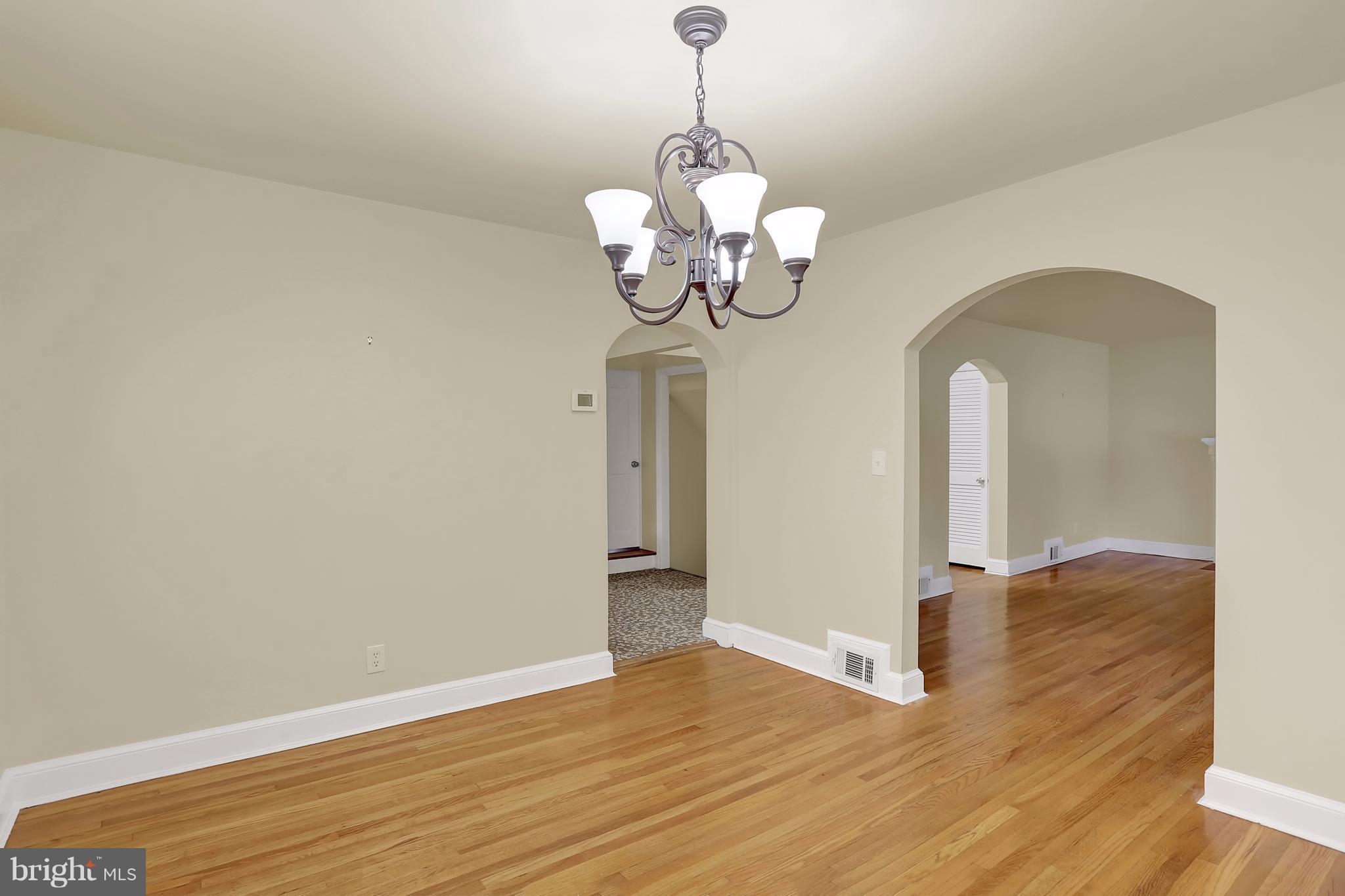 9408 Flower Avenue Silver Spring, MD 20901 - Photo 4 of 29 Elegant formal dining room