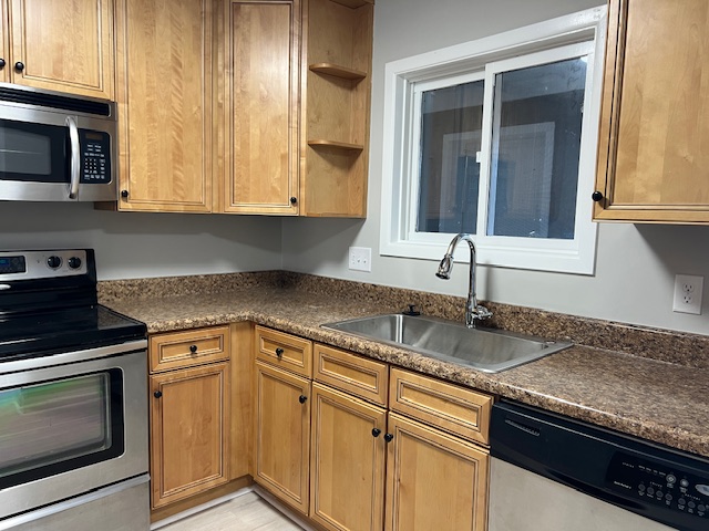 1502 Northlake Drive Anderson, SC 29625 - Photo 6 of 20