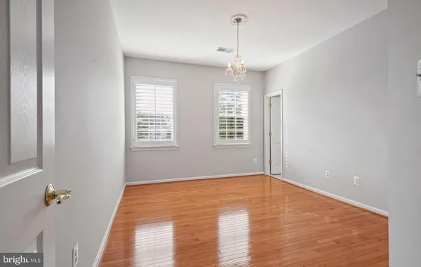 $5,200 | 43708 Red House Drive, Leesburg, VA 20176