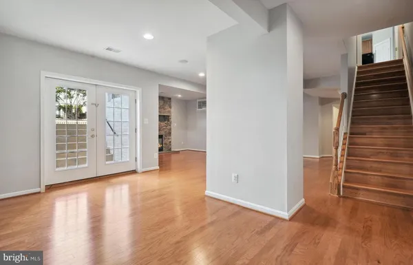 $5,200 | 43708 Red House Drive, Leesburg, VA 20176