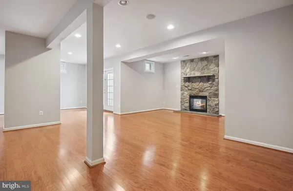 $5,200 | 43708 Red House Drive, Leesburg, VA 20176