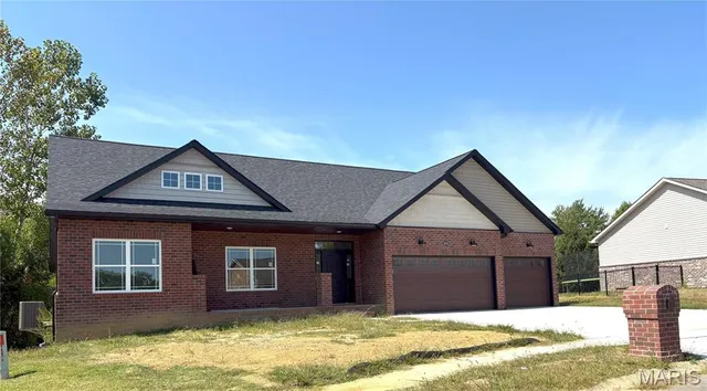 $619,900 | 8565 Treybrooke Place, O'Fallon, IL 62269
