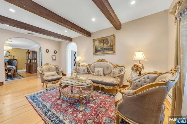 $999,000 | 232 West Midland Avenue, Paramus, NJ 07652