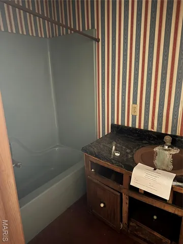 $69,900 | 2818 Windwood Drive, Poplar Bluff, MO 63901