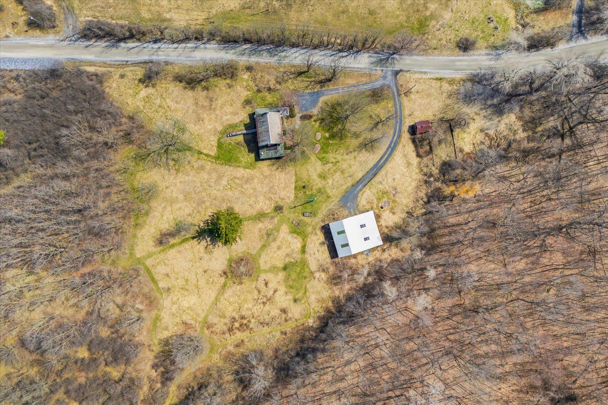 631 North Cream Hill Road Shoreham, VT 05770 - Photo 11 of 56