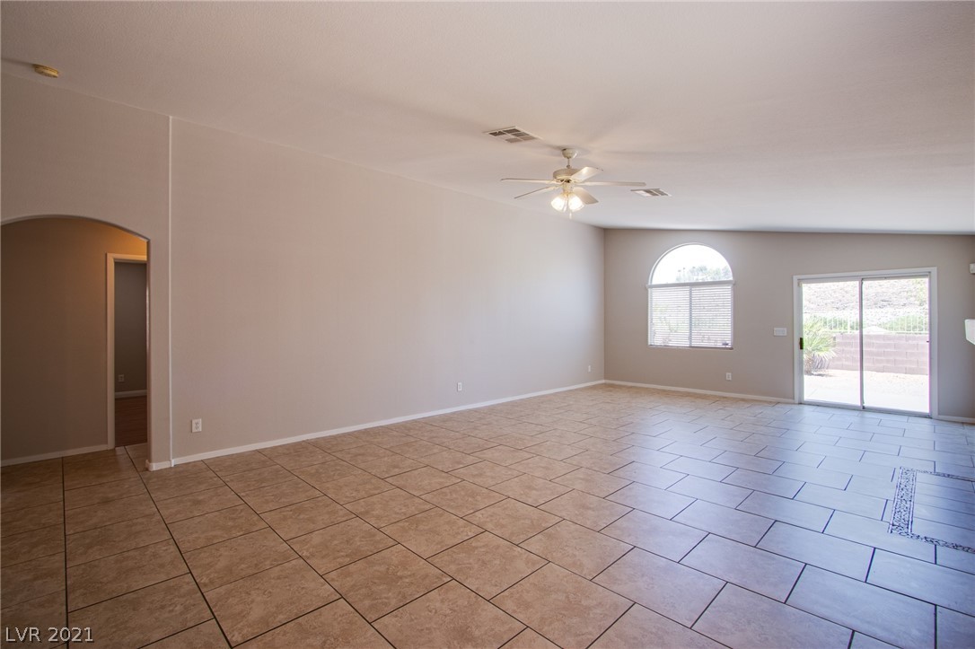 2284 Chestnut Ranch Avenue Henderson, NV 89052 - Photo 12 of 33 Gallery Image 12