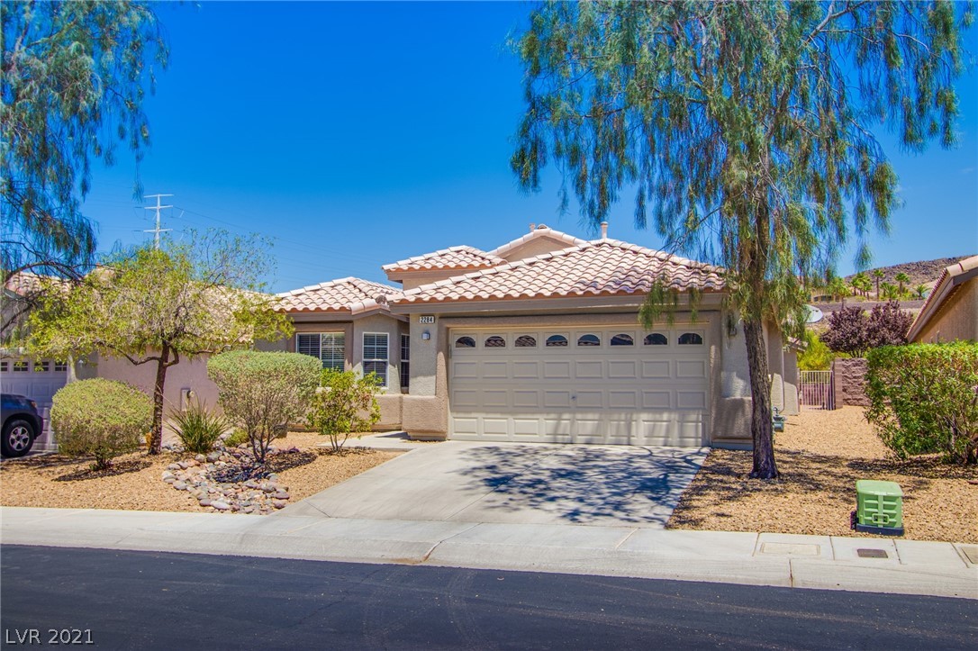 2284 Chestnut Ranch Avenue Henderson, NV 89052 - Photo 2 of 33 Gallery Image 2