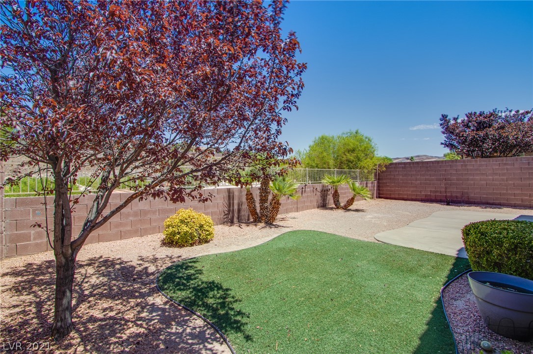 2284 Chestnut Ranch Avenue Henderson, NV 89052 - Photo 25 of 33 Gallery Image 25