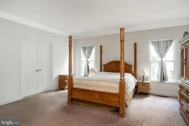 $880,000 | 4178 Rexford Drive, Bethlehem, PA 18020