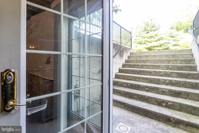 $880,000 | 4178 Rexford Drive, Bethlehem, PA 18020