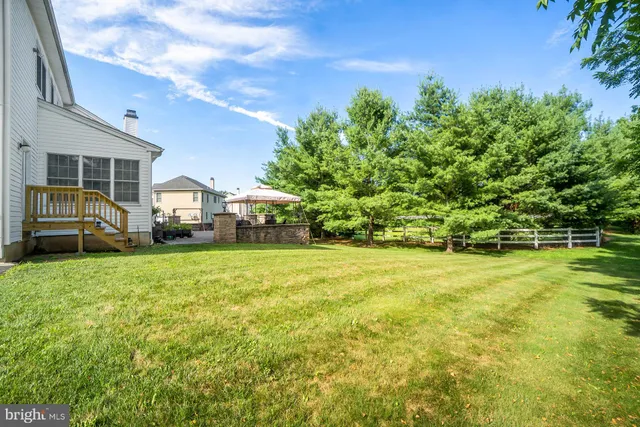 $880,000 | 4178 Rexford Drive, Bethlehem, PA 18020