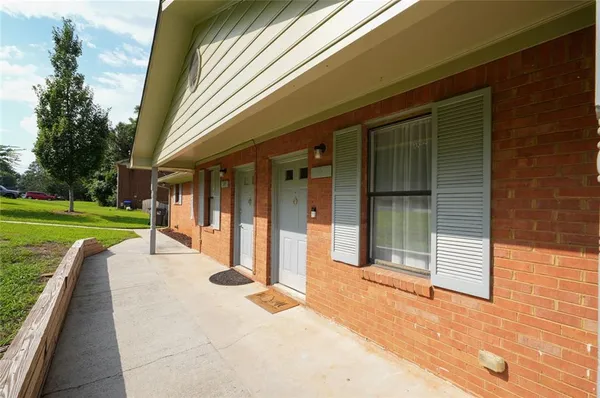 $409,900 | 351 Freeport Drive, Lawrenceville, GA 30046