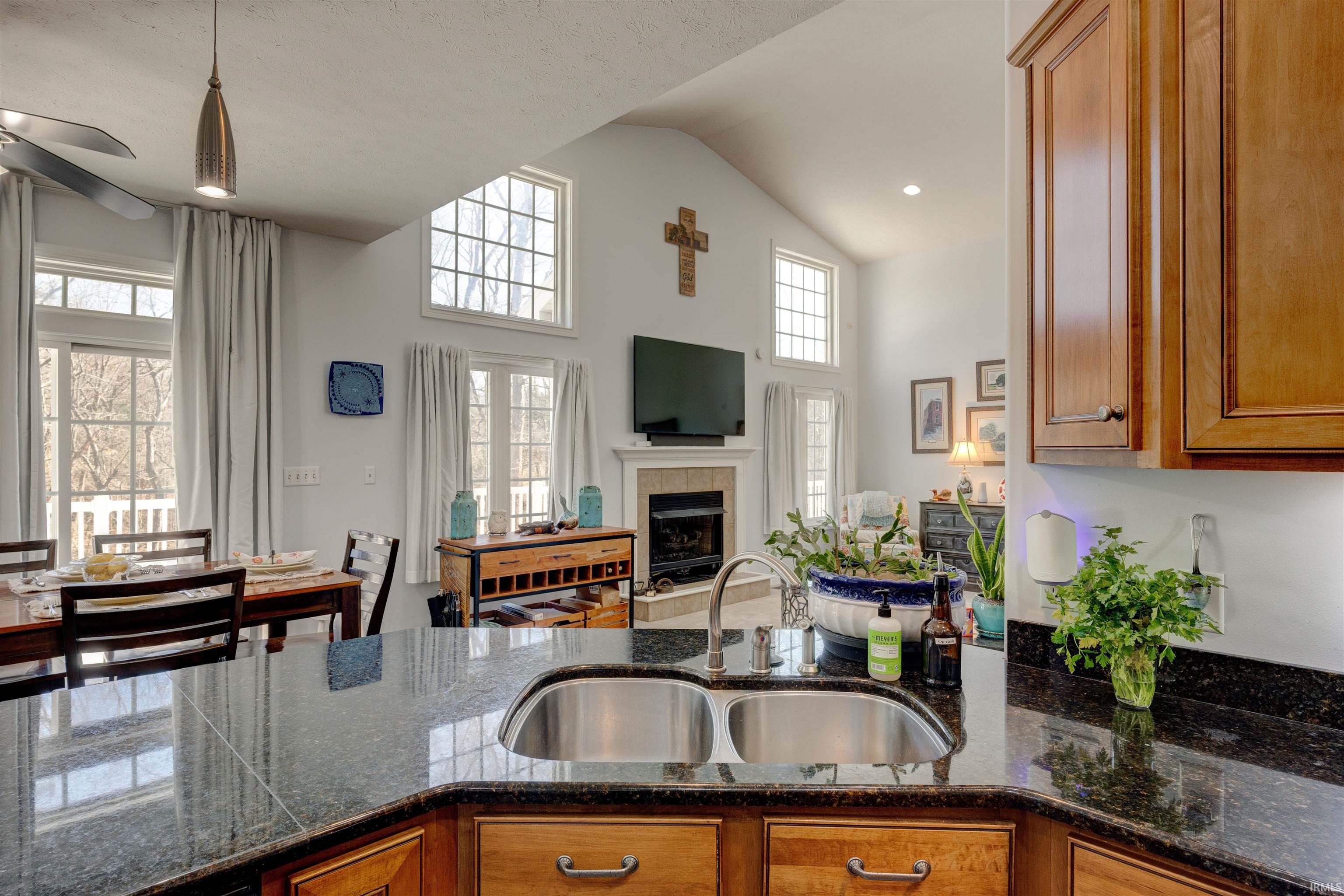 813 Rudolph Lane Santa Claus, IN 47579 - Photo 11 of 36