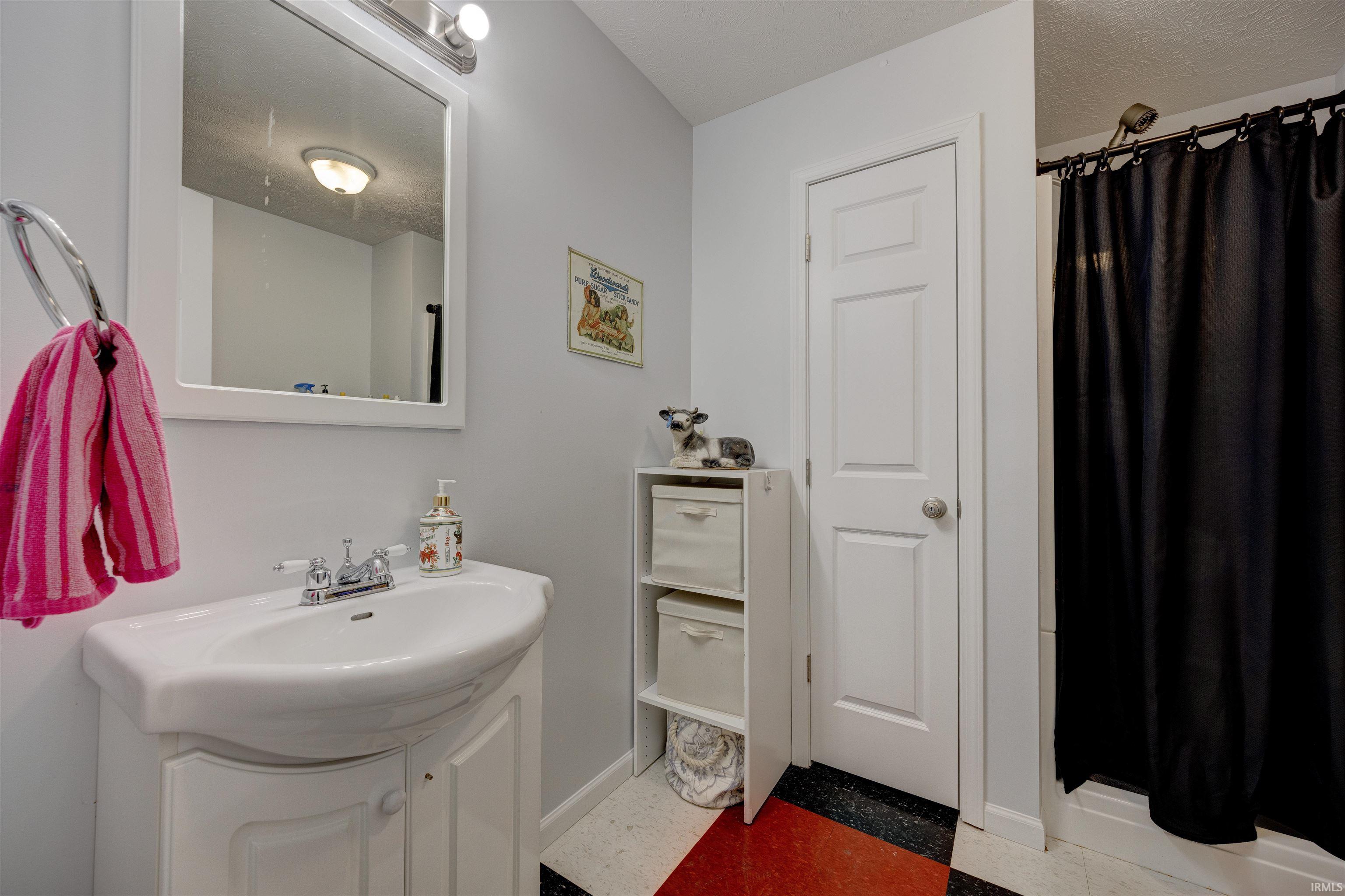 813 Rudolph Lane Santa Claus, IN 47579 - Photo 33 of 36