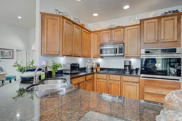 $539,900 | 813 Rudolph Lane, Santa Claus, IN 47579