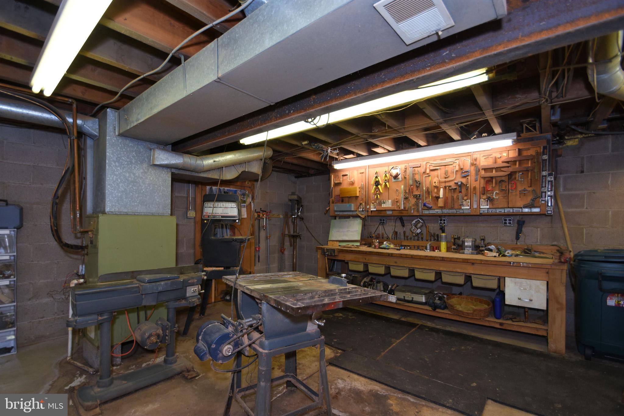 554 Mud Road Newtown, PA 18940 - Photo 33 of 46 Workshop