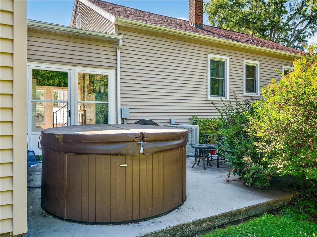 6188 Furnace Road Ontario, NY 14519 - Photo 4 of 39