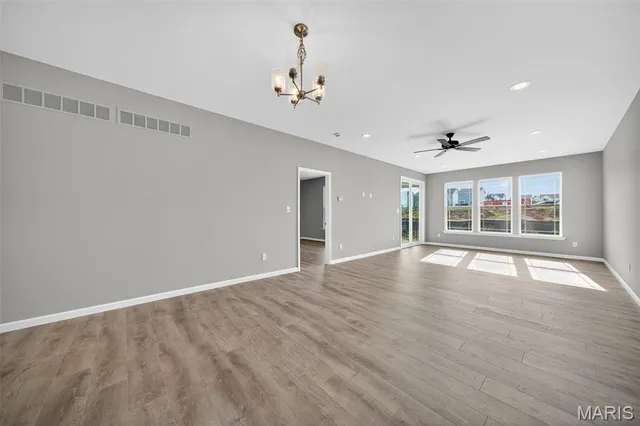 $459,900 | 706 Barnwood Hill Drive, Wentzville, MO 63385