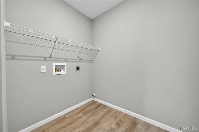 $459,900 | 706 Barnwood Hill Drive, Wentzville, MO 63385