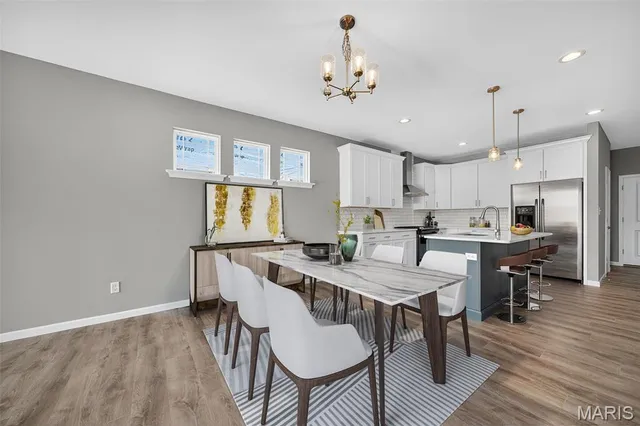 $459,900 | 706 Barnwood Hill Drive, Wentzville, MO 63385