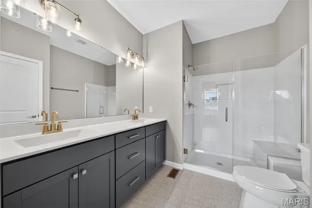 $459,900 | 706 Barnwood Hill Drive, Wentzville, MO 63385