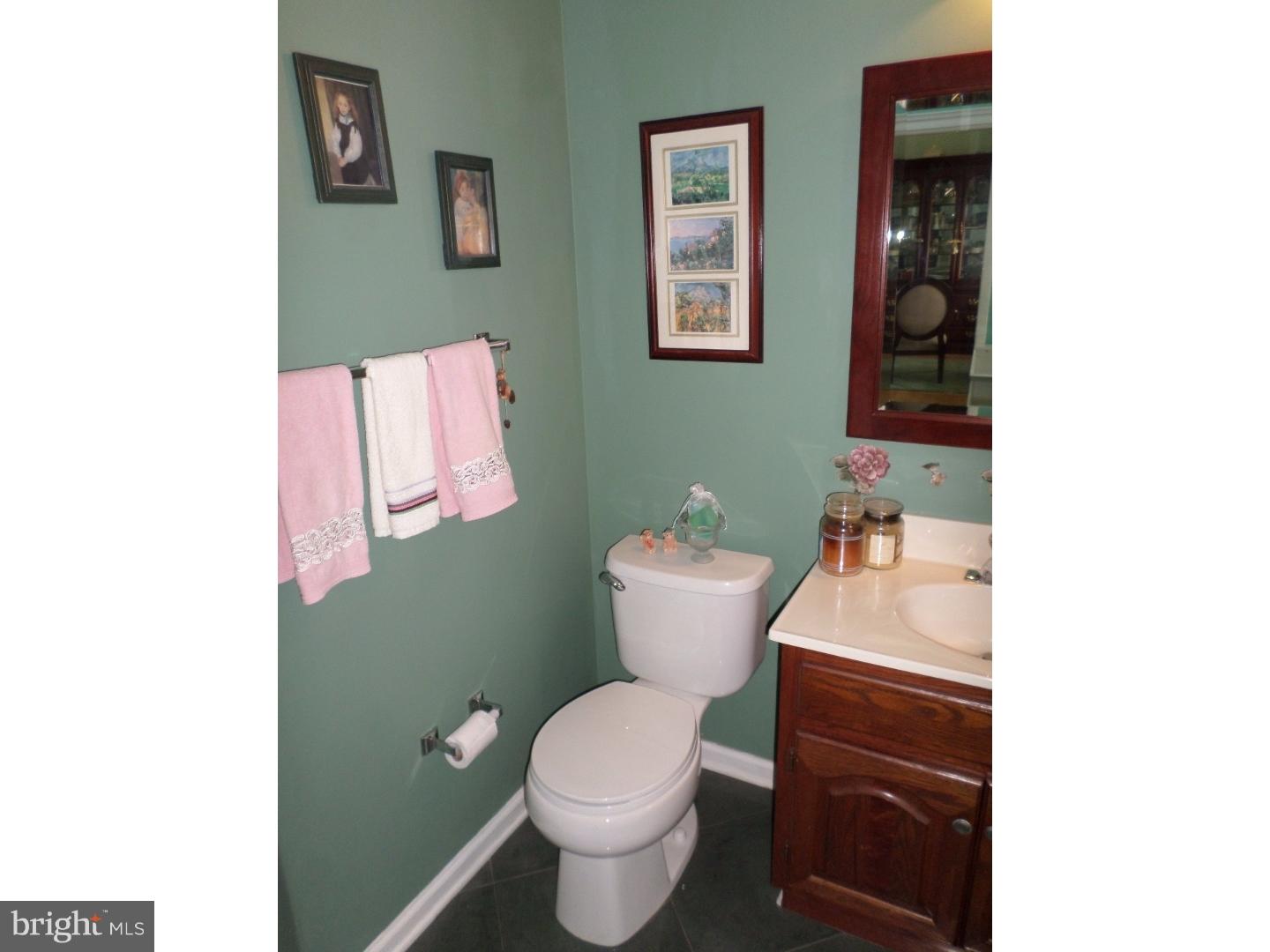 635 Amosland Road Morton, PA 19070 - Photo 6 of 25 Half Bath