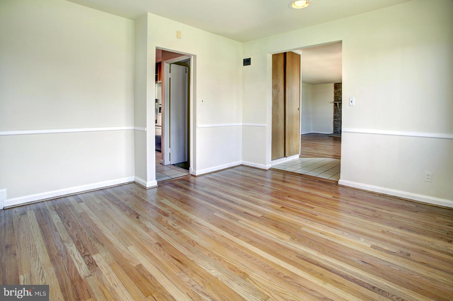 3102 Marnat Road Baltimore, MD 21208 - Photo 6 of 30 Dining Room