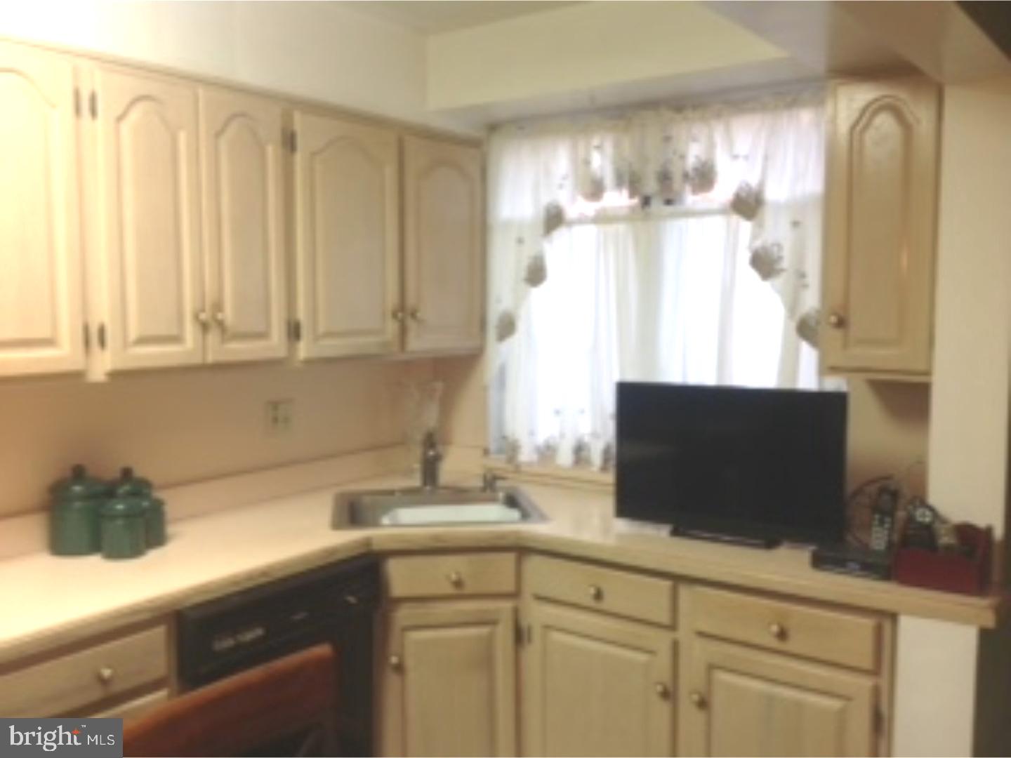 8539 Temple Road Philadelphia, PA 19150 - Photo 13 of 25 Kitchen