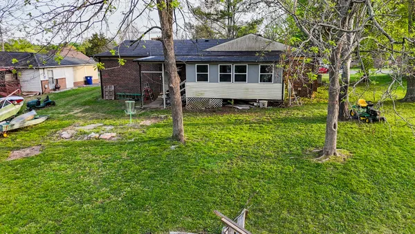 $305,000 | 206 Hilltop Drive, Shelbyville, TN 37160