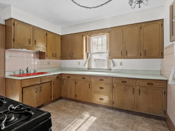 $215,000 | 411 South Packer Drive, Francis Creek, WI 54220